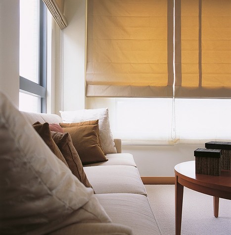 Somfy - roman blind living room